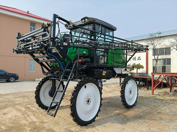 3WPZ-1500H型自走式噴桿噴霧機(jī)